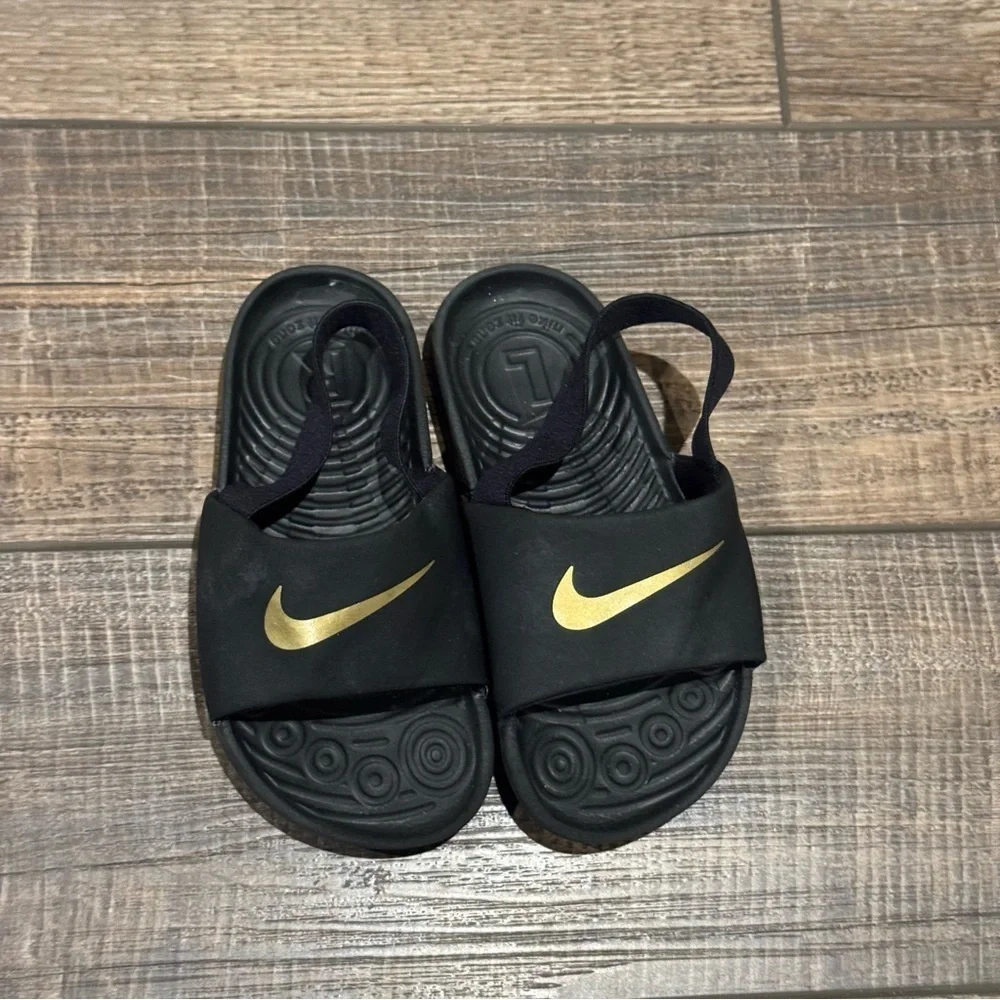 Nike Kids Kawa Slide Sandal Shoes Toddler Black Gold Size 9C